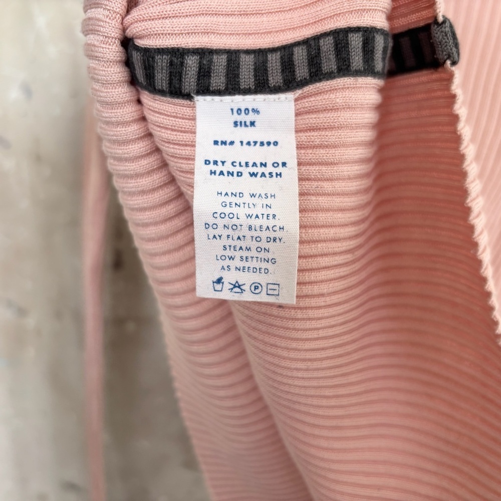 JED Ribbed Silk Fitted Sweater - Picture 5 of 5